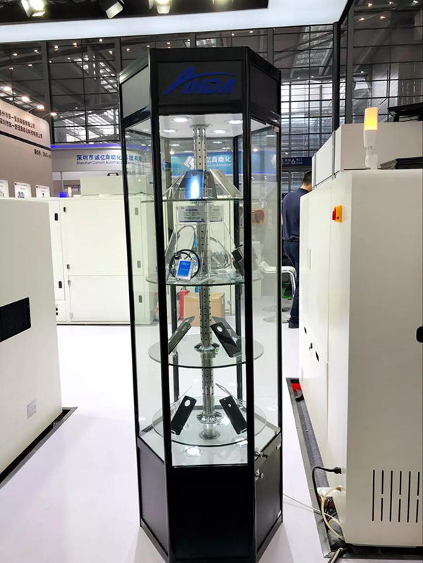 實(shí)時(shí)報(bào)道】聚焦安達(dá)｜3D曲面玻璃展