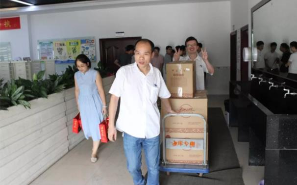 公司動態 | 中秋節發福利啦！